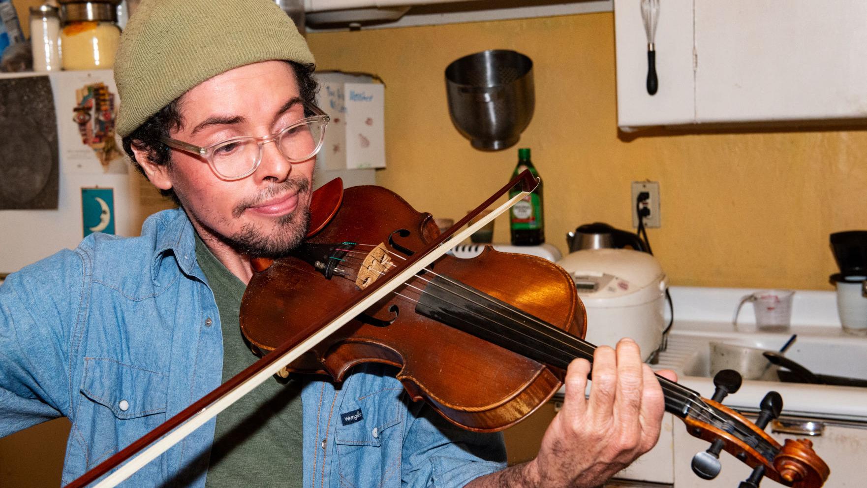 Robert Villa, armonía en el desierto y un regalo para tus oídos